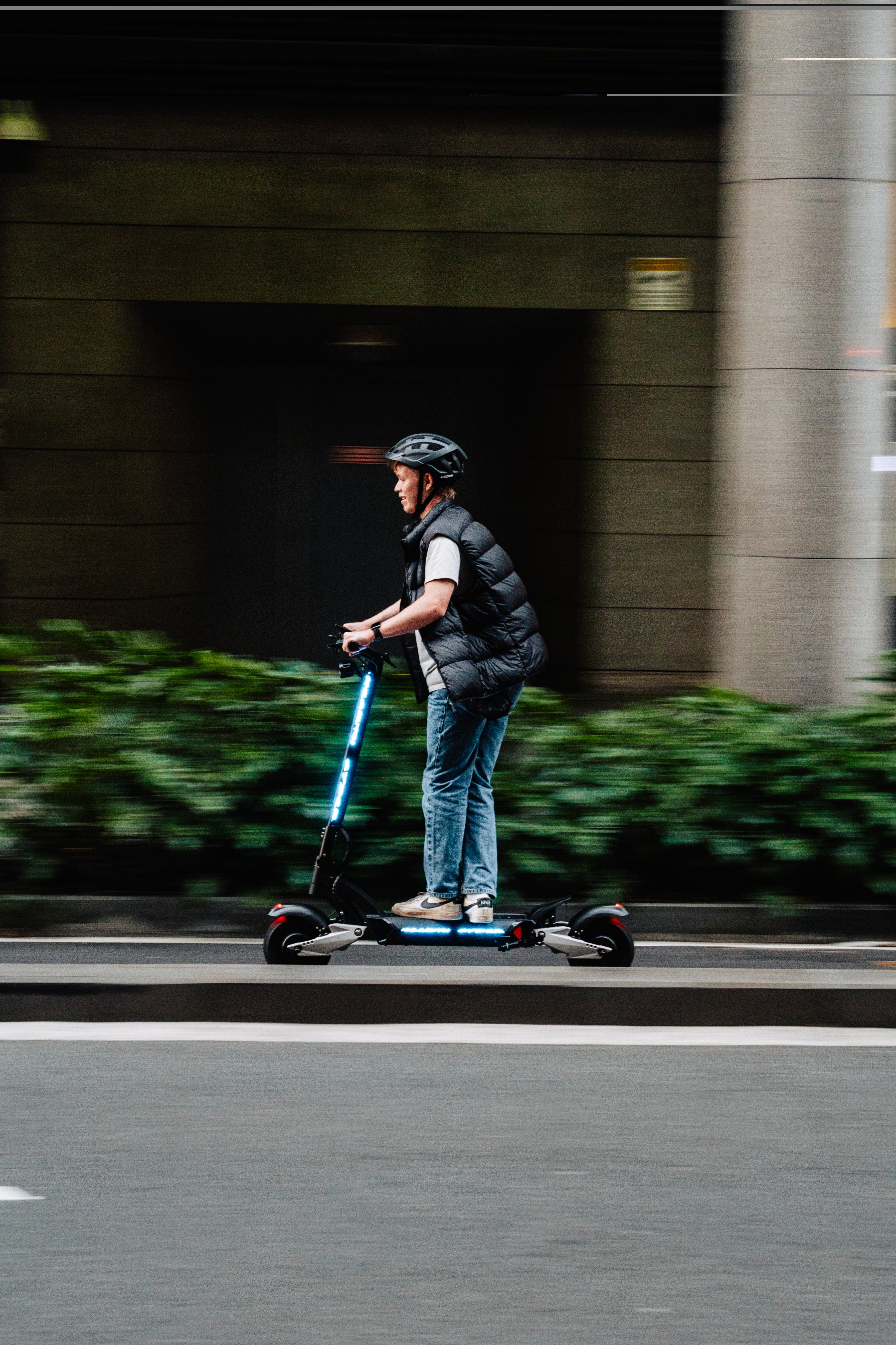 Mearth Cyber High Tech Futuristic Electric Scooter